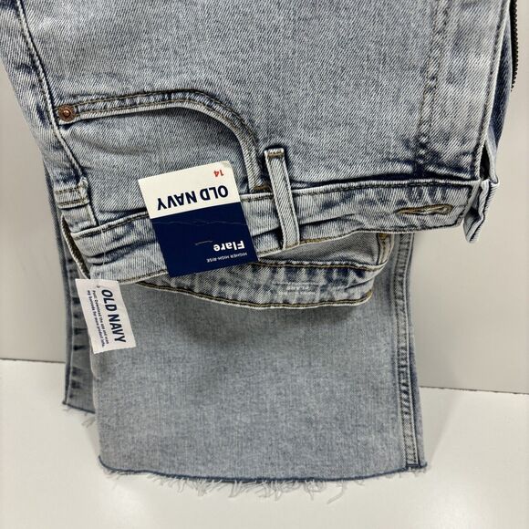 Old Navy Higher High Rise Flare Jeans Size 14 Acid Wash Raw Hem - Picture 2 of 5